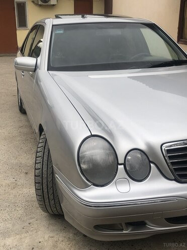Mercedes E 240 2000, 217,000 km - 2.6 l - Şirvan