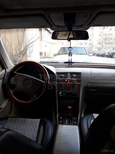 Mercedes C 220 1995, 385,212 km - 2.2 l - Bakı
