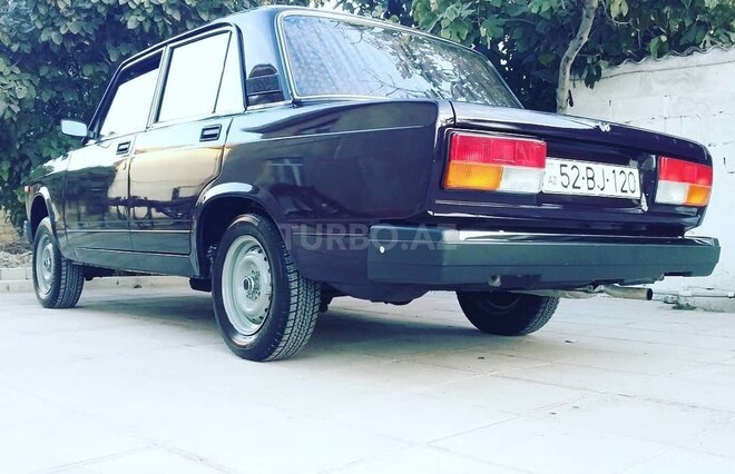 LADA (VAZ) 2107 1996, 750,000 km - 1.6 l - Salyan