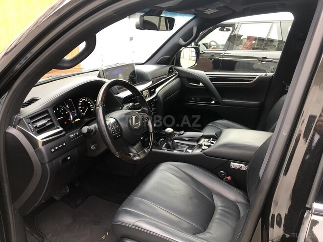 Lexus LX 570 2016, 22,300 km - 5.7 л - Bakı