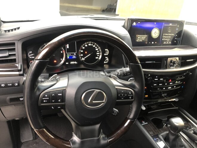 Lexus LX 570 2016, 22,300 km - 5.7 л - Bakı