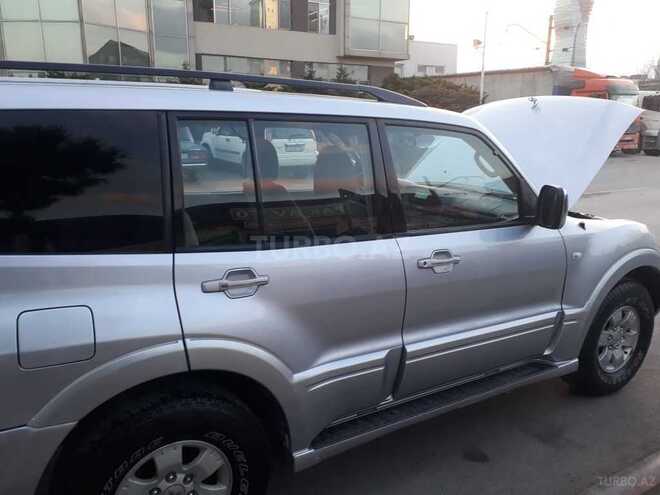 Mitsubishi Pajero 2003, 146,000 km - 3.0 l - Bakı