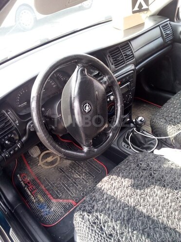 Opel Vectra 1999, 315,000 km - 1.6 l - Bakı