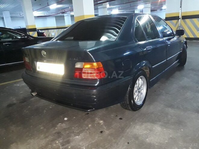 BMW 318 1997, 358,000 km - 1.8 л - Bakı