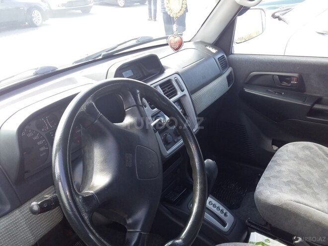 Mitsubishi Pajero io 2000, 222,262 km - 2.0 l - Bakı