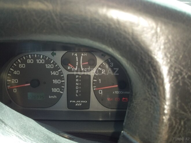 Mitsubishi Pajero io 2000, 222,262 km - 2.0 l - Bakı