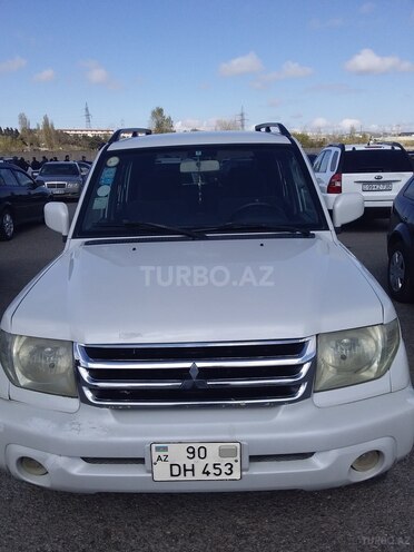 Mitsubishi Pajero io 2000, 222,262 km - 2.0 l - Bakı