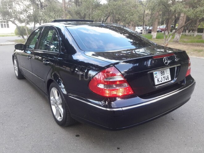 Mercedes E 320 2002, 252,000 km - 3.2 l - Xırdalan