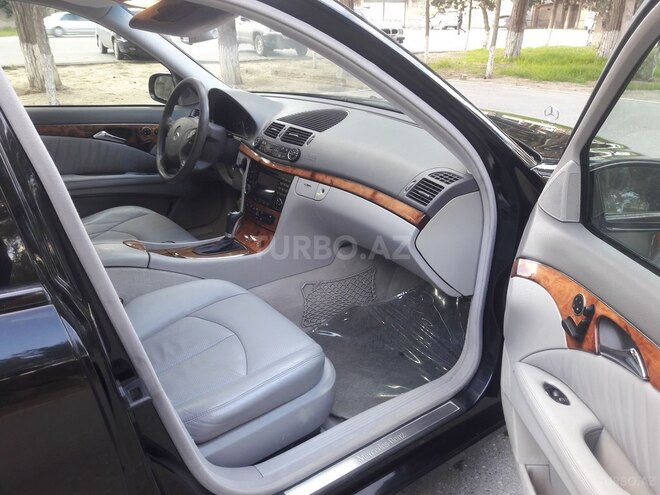 Mercedes E 320 2002, 252,000 km - 3.2 l - Xırdalan