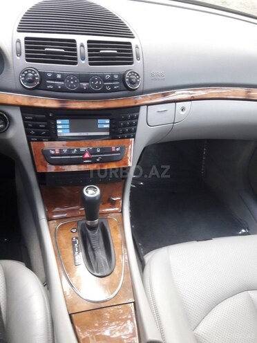 Mercedes E 320 2002, 252,000 km - 3.2 l - Xırdalan