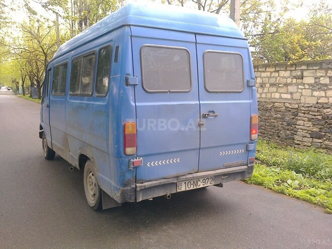 Mercedes 208 D 1990, 333,333 km - 2.4 l - Tovuz