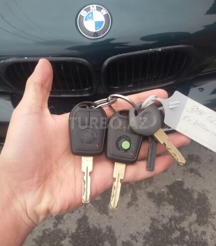 BMW 528 1998, 280,000 km - 2.8 l - Bakı