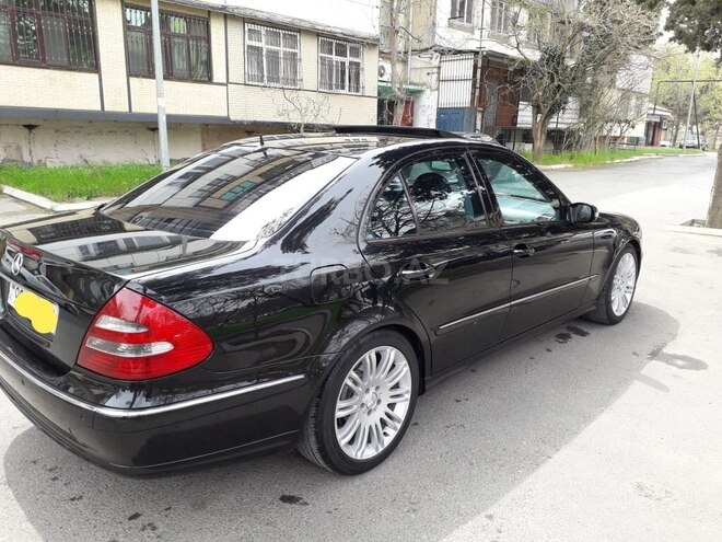 Mercedes E 320 2003, 248,000 km - 3.2 л - Bakı