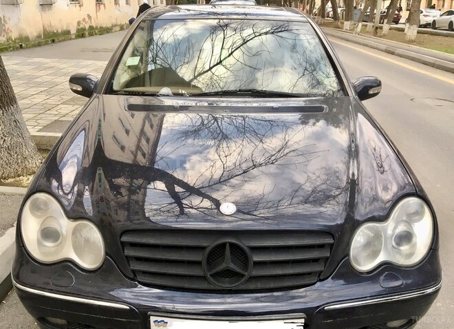 Mercedes C 240 2002, 262,300 km - 2.6 l - Bakı