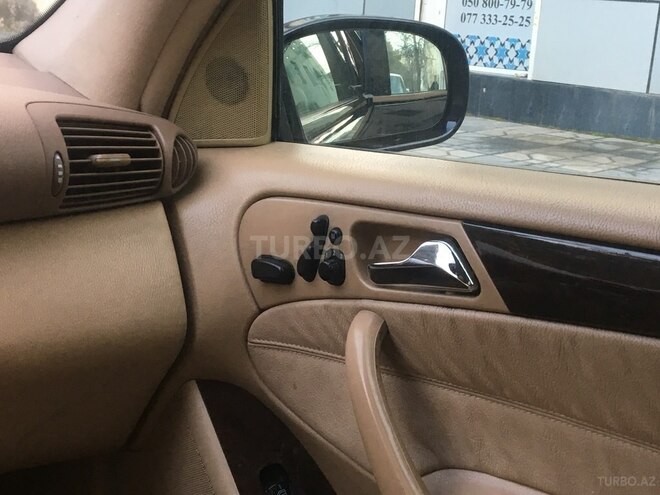 Mercedes C 240 2002, 262,300 km - 2.6 l - Bakı