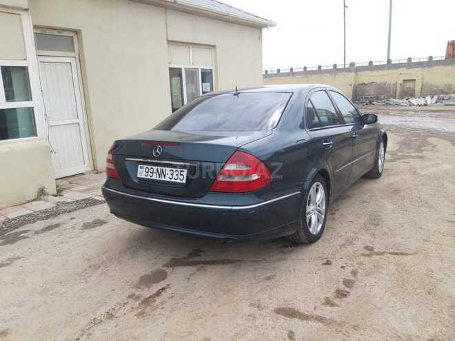 Mercedes E 240 2003, 299,000 km - 2.4 l - Bakı