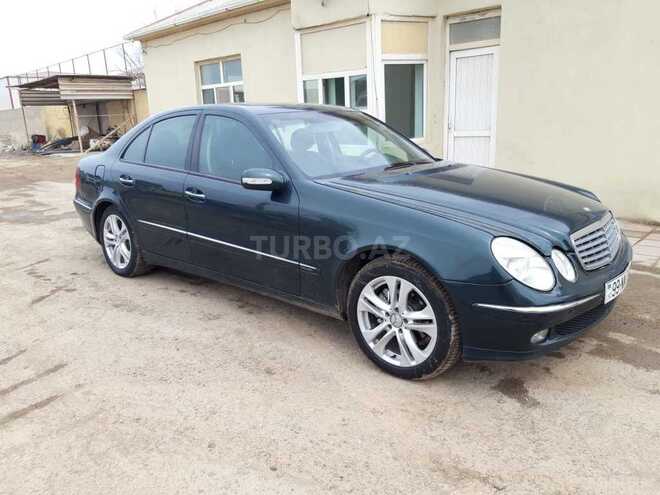 Mercedes E 240 2003, 299,000 km - 2.4 l - Bakı