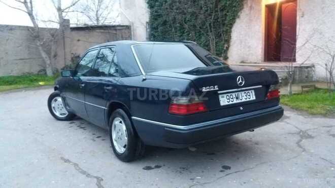 Mercedes E 200 1992, 293,654 km - 2.0 l - Sumqayıt