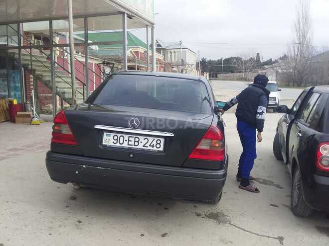 Mercedes C 180 1993, 200,000 km - 1.8 l - Bakı
