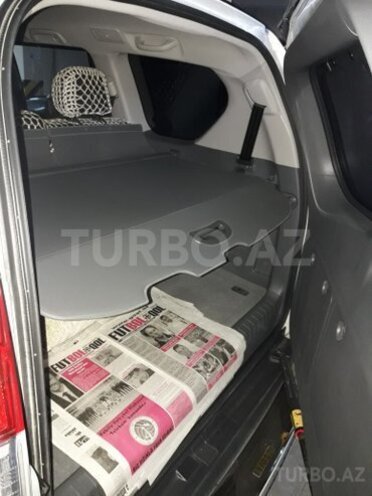Toyota Prado 2011, 30,000 km - 0.3 l - Bakı