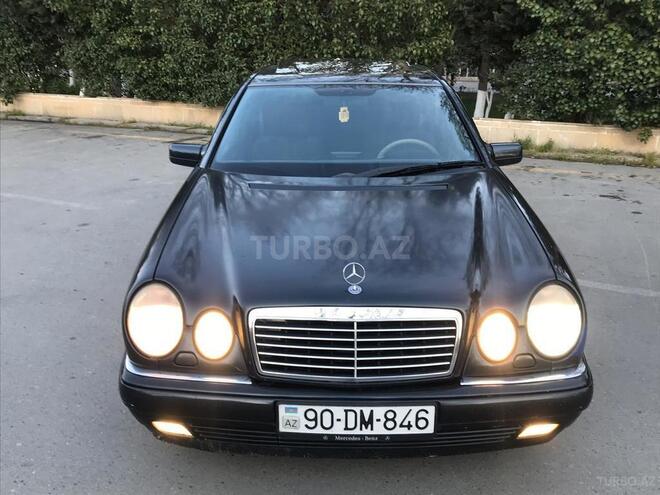 Mercedes E 240 1999, 190,000 km - 2.4 l - Bakı