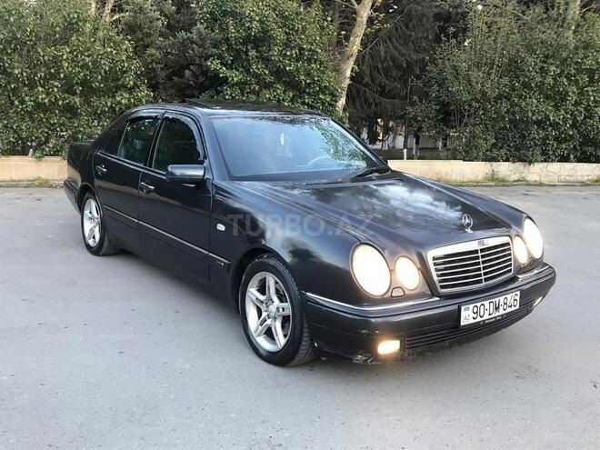 Mercedes E 240 1999, 190,000 km - 2.4 l - Bakı