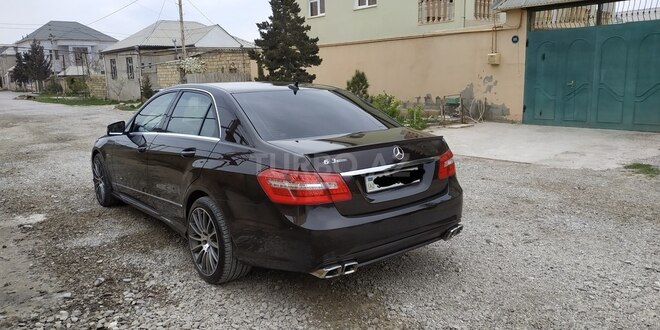 Mercedes E 350 2009, 174,000 km - 3.5 l - Sumqayıt