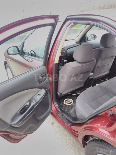 Nissan Sunny 2008, 153,000 km - 1.6 л - Quba