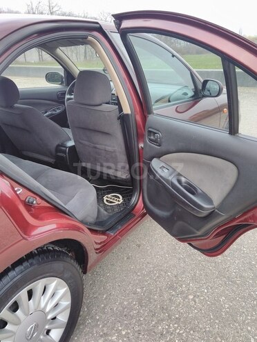 Nissan Sunny 2008, 153,000 km - 1.6 л - Quba
