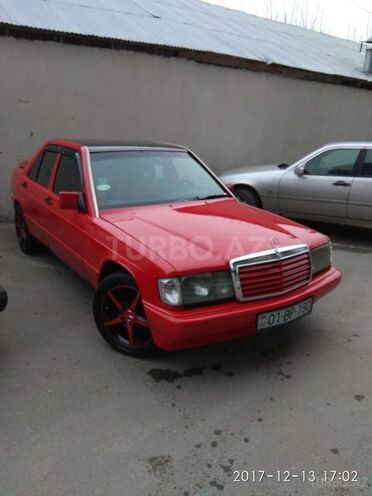 Mercedes 190 1986, 320,000 km - 2.0 l - Qəbələ