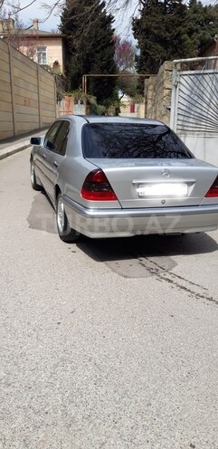 Mercedes C 240 1999, 236,000 km - 2.4 l - Bakı