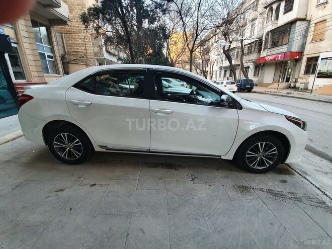 Toyota Corolla 2014, 157,000 km - 1.6 l - Bakı
