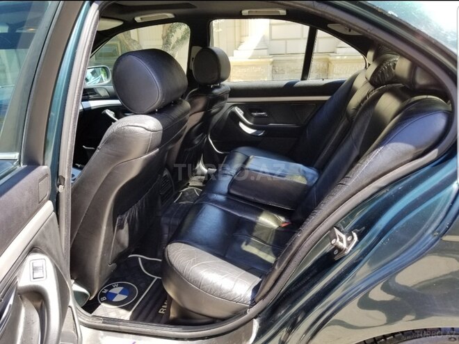 BMW 523 1997, 270,000 km - 2.5 l - Bakı