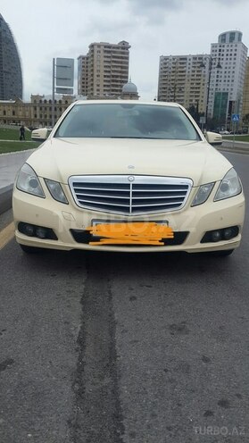 Mercedes E 220 2011, 300,000 km - 2.2 l - Bakı