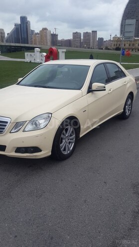 Mercedes E 220 2011, 300,000 km - 2.2 l - Bakı