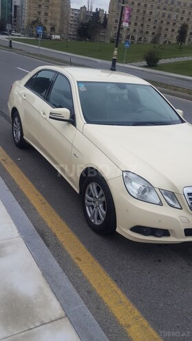 Mercedes E 220 2011, 300,000 km - 2.2 l - Bakı