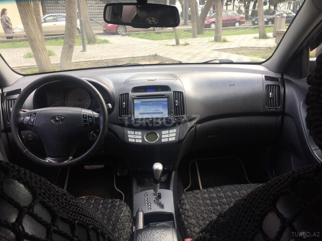 Hyundai Elantra 2009, 168,000 km - 2.0 l - Bakı
