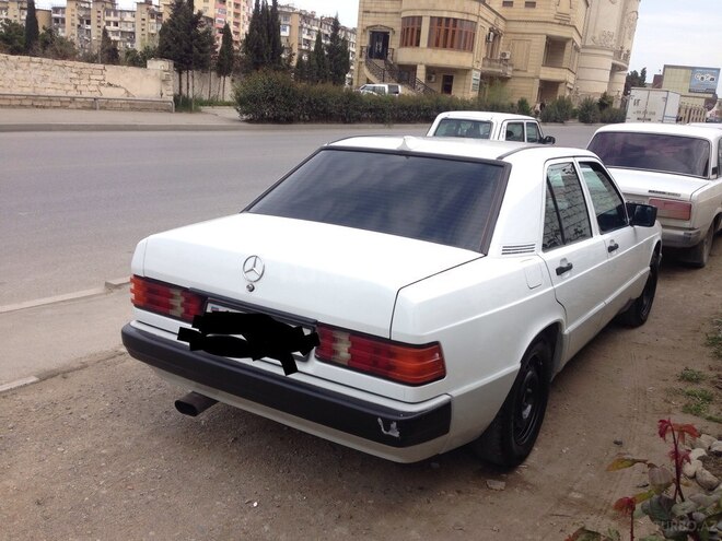Mercedes 190 1989, 222,222 km - 2.0 л - Bakı