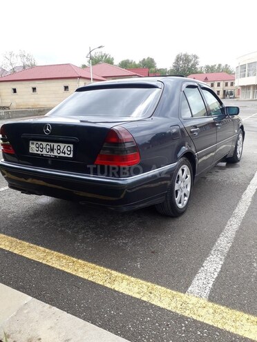 Mercedes C 240 1999, 214,000 km - 2.4 l - Ağdaş