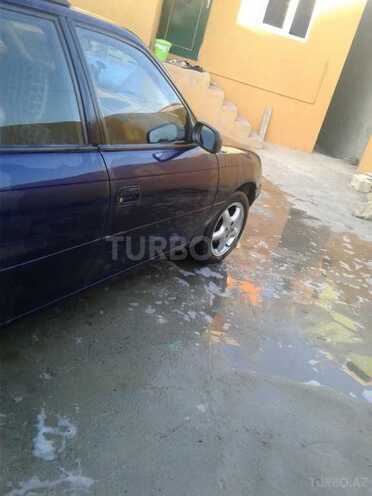 Opel Astra 1995, 224,486 km - 1.6 л - Bakı