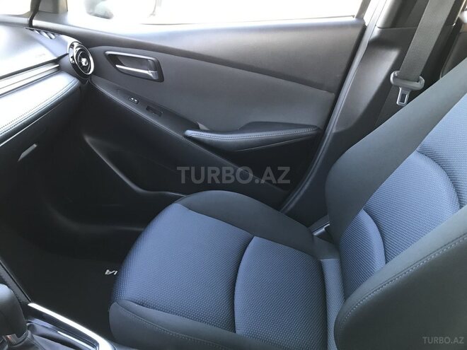 Toyota Yaris 2016, 42,000 km - 1.5 l - Bakı