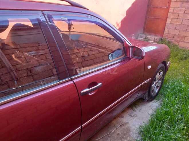 Mercedes E 430 1998, 335,000 km - 4.3 л - Bakı