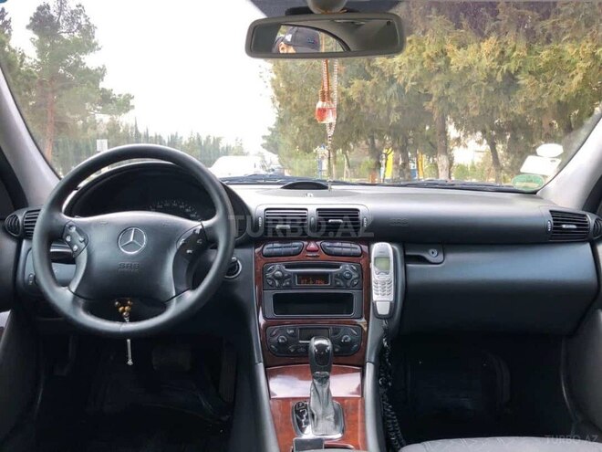 Mercedes C 200 2002, 258,000 km - 2.0 l - Şirvan