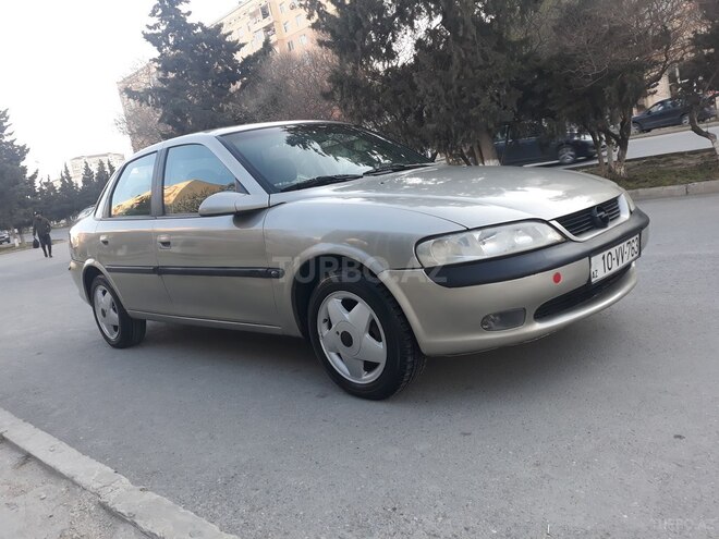 Opel Vectra 1997, 227,000 km - 1.8 l - Sumqayıt