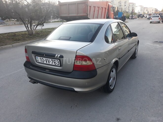 Opel Vectra 1997, 227,000 km - 1.8 l - Sumqayıt