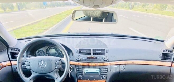 Mercedes E 220 2008, 243,000 km - 2.2 l - Bakı