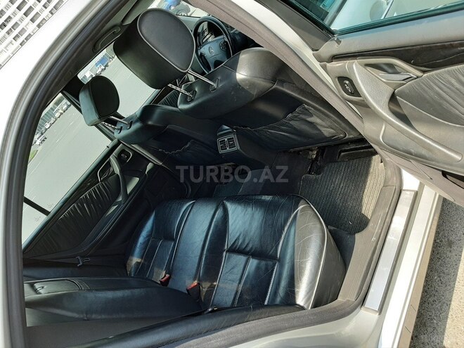 Mercedes E 200 2000, 298,226 km - 2.0 l - Bakı