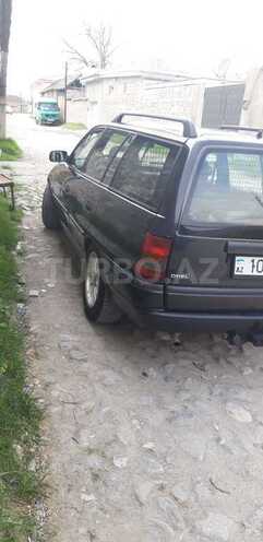 Opel Astra 1995, 404,000 km - 1.6 l - Şəki