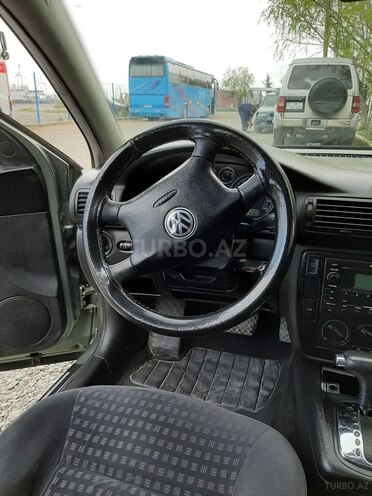 Volkswagen Passat 2002, 308,000 km - 2.0 л - Bakı