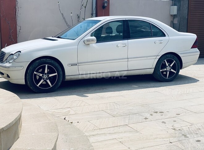 Mercedes C 200 2002, 224,000 km - 2.0 l - Bakı